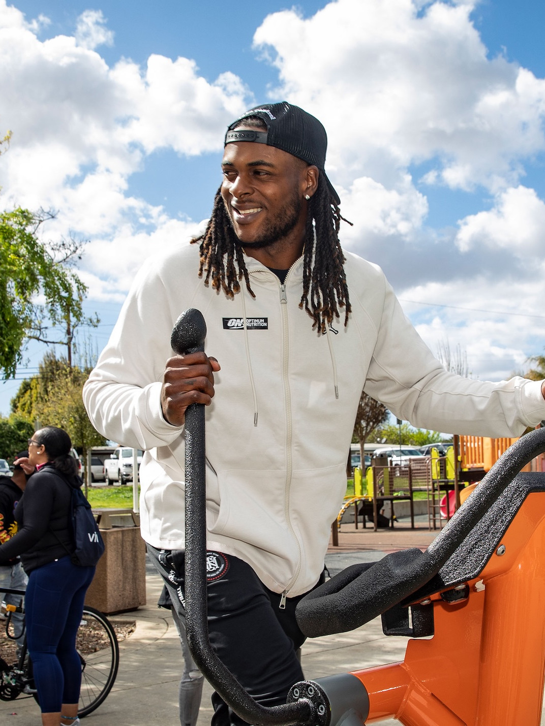 Davonte Adams Testing Equipment